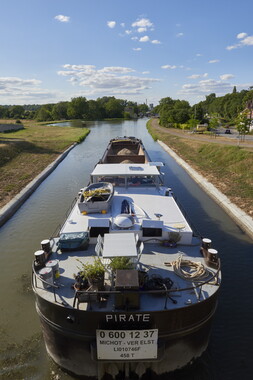 vnf canal lateral loire commerce 061