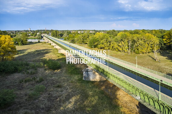 vnf dtcb briare pont canal photo aerien 007