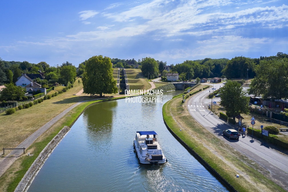 vnf_dtcb_rogny-7-ecluses_photo_aerien_008.jpg
