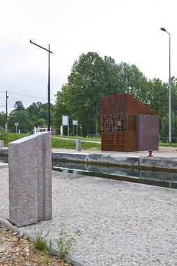 dt bourgogne centre juillet2014 canal loing automatisation 002