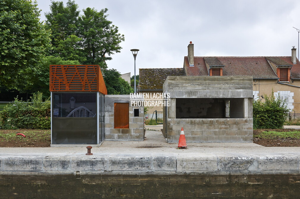 dt_bourgogne_centre_juillet2014_canal_loing_automatisation_019.jpg