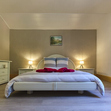 vnf dts henridorff me18 chambre 01 005