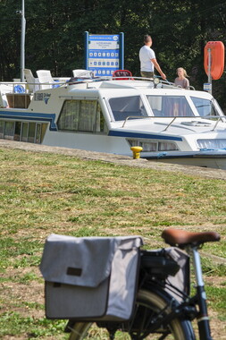 vnf dts henridorff me18 figurant 045