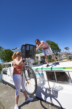 vnf cdm bateau location velo 001