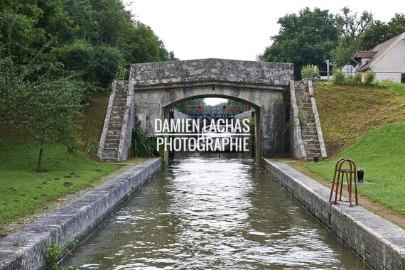 dt bourgogne centre juillet2014 canal nivernais tannay 009