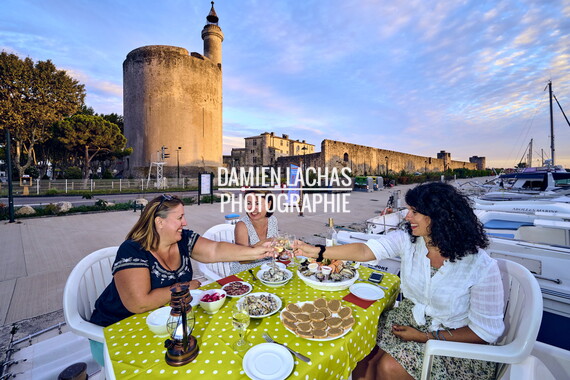 vnf dtrs crs tourisme aigues-mortes port repas 002
