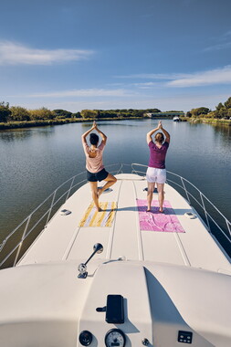vnf dtrs crs tourisme yoga bateau 015