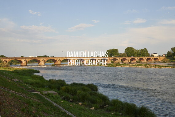 dt bourgogne centre juillet2014 pont nevers 001