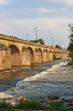 dt bourgogne centre juillet2014 pont nevers 004