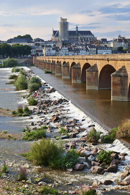 dt bourgogne centre juillet2014 pont nevers 008
