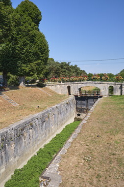 vnf dtcb loire chatillon ecluse loire photo 005