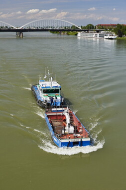 rhin gambsheim engin flottant 019