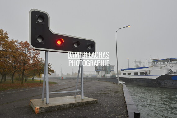 vnf dtstras ecluse gambsheim signalitique 008