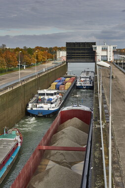 vnf dtstras navigation ecluse gambsheim 032