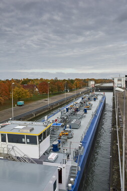vnf dtstras navigation ecluse gambsheim 034