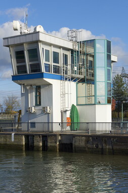vnf dtstras navigation ecluse gambsheim 039
