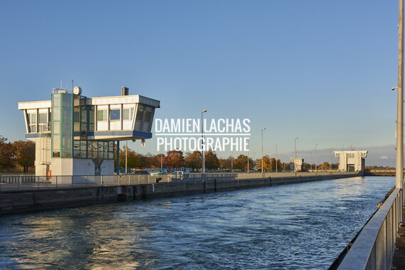 vnf dtstras navigation ecluse gambsheim 054