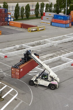 vnf port mulhouse ottmarsheim conteneur 006