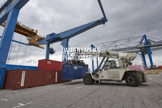 vnf port mulhouse ottmarsheim conteneur 013