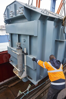 12 vnf navigation saone janv2015 infrastucture portuaire lyon 022