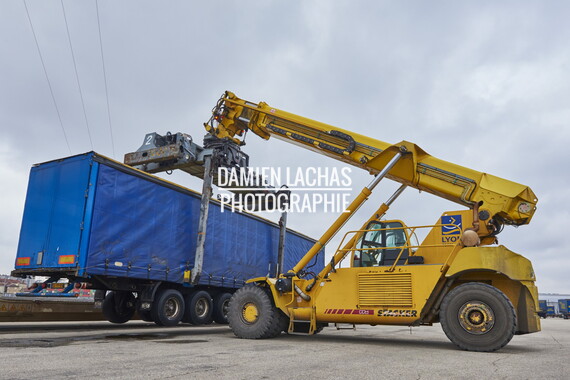 12 vnf navigation saone janv2015 infrastucture portuaire lyon 027