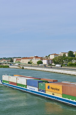 vnf navigation rhone contener guadiana valence 003