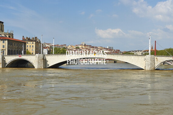 dl quai saone vieux lyon mai2013 003