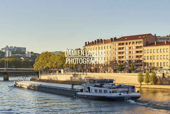 lyon saone navigation nuit aout2016 001
