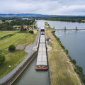 vnf convoi pousse saone photo aerien 007