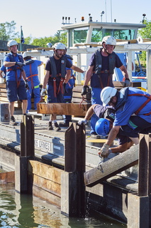 vnf dtrs barrage ormes travaux debatardage 012