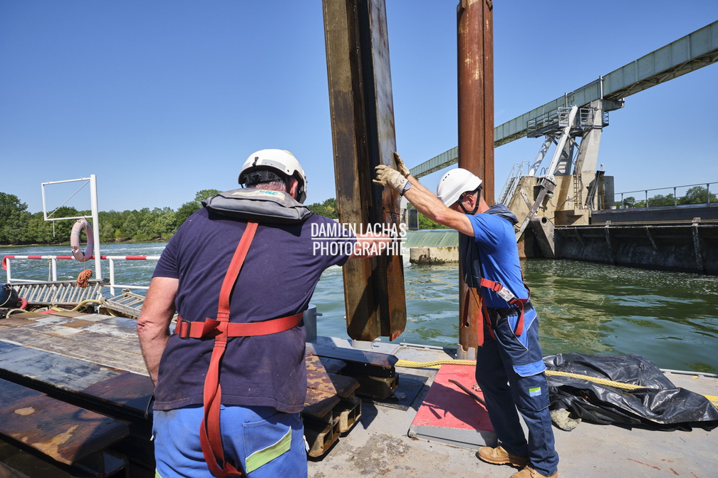 vnf_dtrs_barrage_ormes_travaux_debatardage_053.jpg