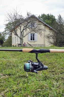 vnf dtrs gite peche vanne canne peche 004