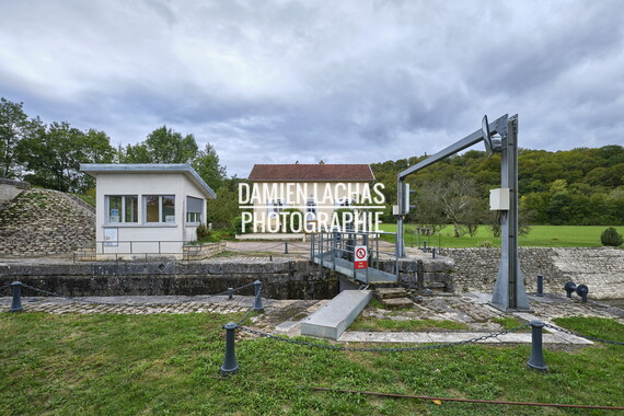 vnf dtrs gite peche vanne exterieur 005