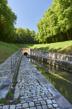 vnf dtrs petite saone tourisme tunnel-savoyeux 002