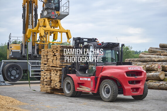 vnf dtrs port villefranche chargement bois 010