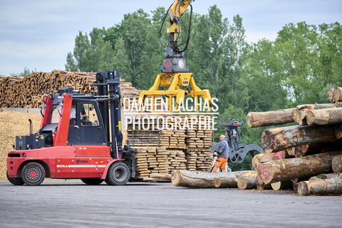 vnf dtrs port villefranche chargement bois 011