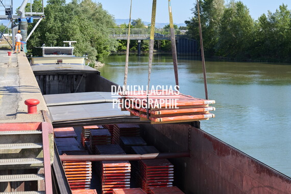 vnf dtrs port villefranche dechargement metaux 005