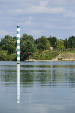 vnf dtrs saone pont-vaux signaletique 002