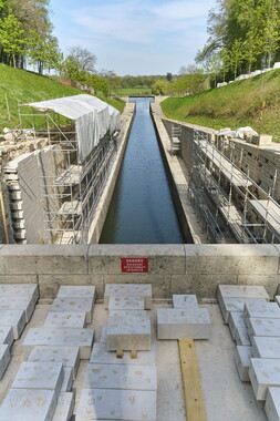 vnf dtrs saone tunnel saint-albin chantier pierre 006