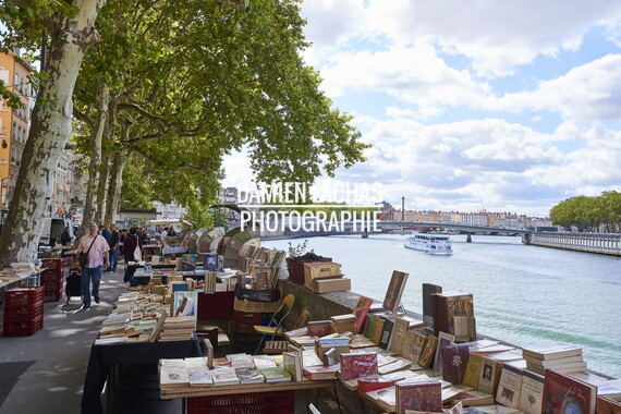 vnf dtrs sept2017 saone lyon quai bouquiniste 001