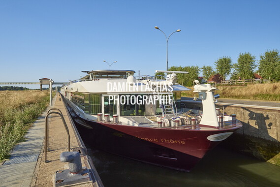 vnf dtrs tourisme saone ecluse ormes 012
