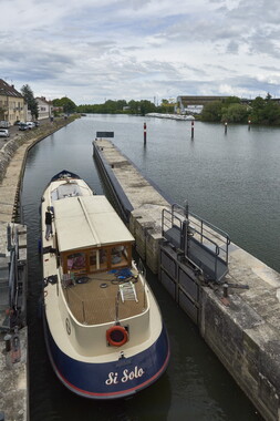 vnf pont barrage ecluse passe gray-saone 002
