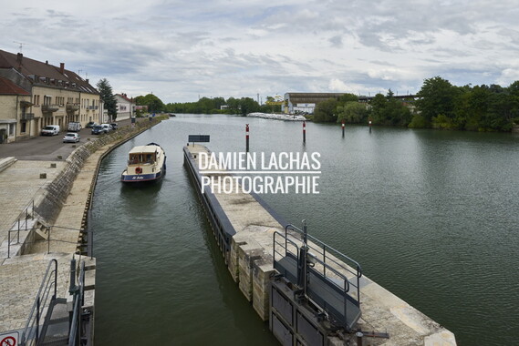 vnf pont barrage ecluse passe gray-saone 003