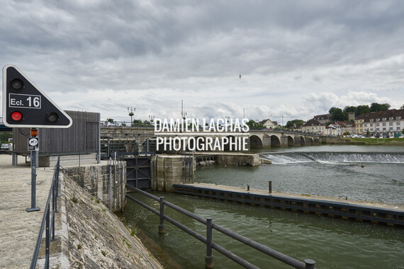 vnf pont barrage ecluse passe gray-saone 008