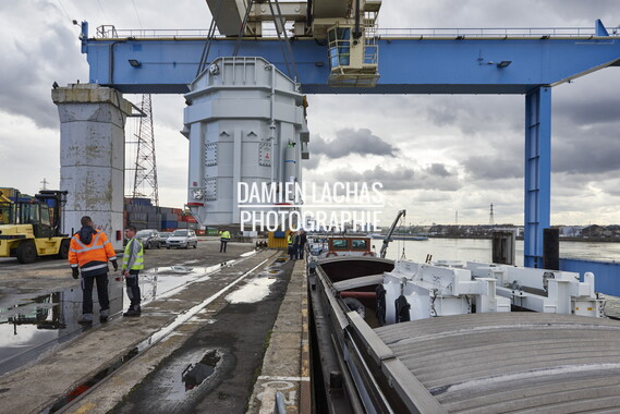 vnf transfo edf saone port herriot 2 dechargement chargement 004