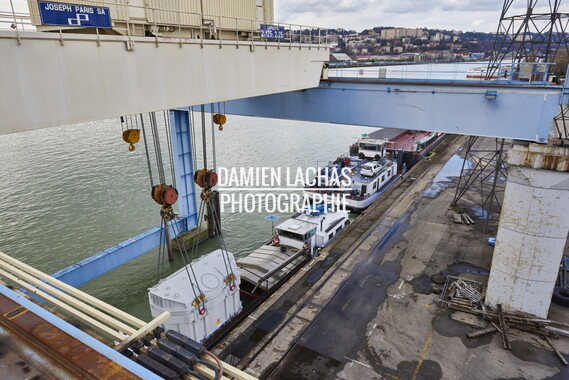 vnf transfo edf saone port herriot 2 dechargement chargement 017