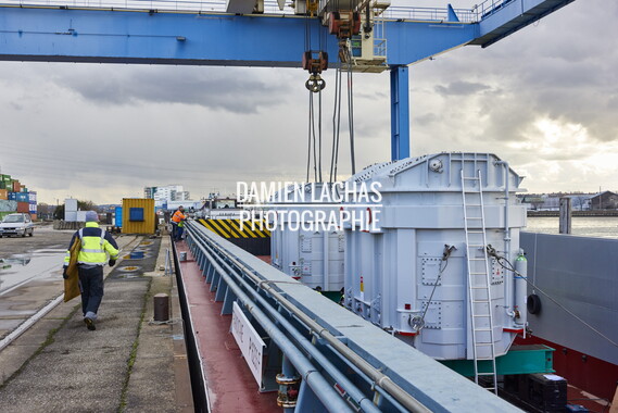 vnf transfo edf saone port herriot 2 dechargement chargement 025