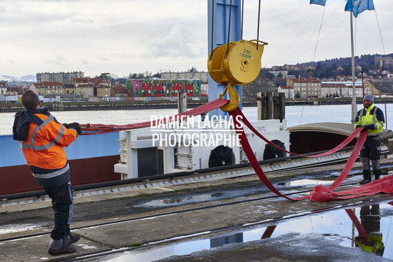 vnf transfo edf saone port herriot 2 dechargement chargement 030