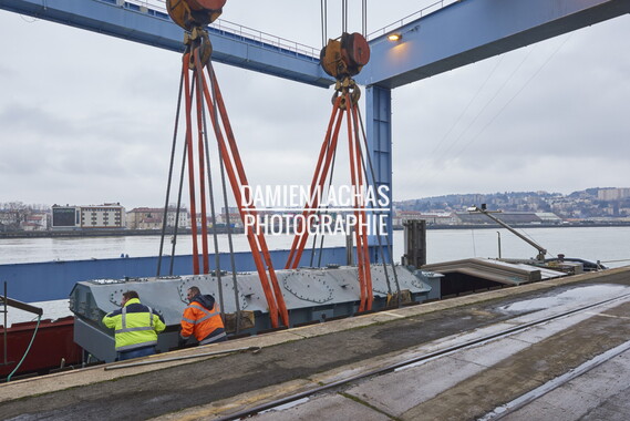 vnf transfo edf saone port herriot 3 chargement 043