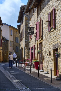 beaujolais oingt 016